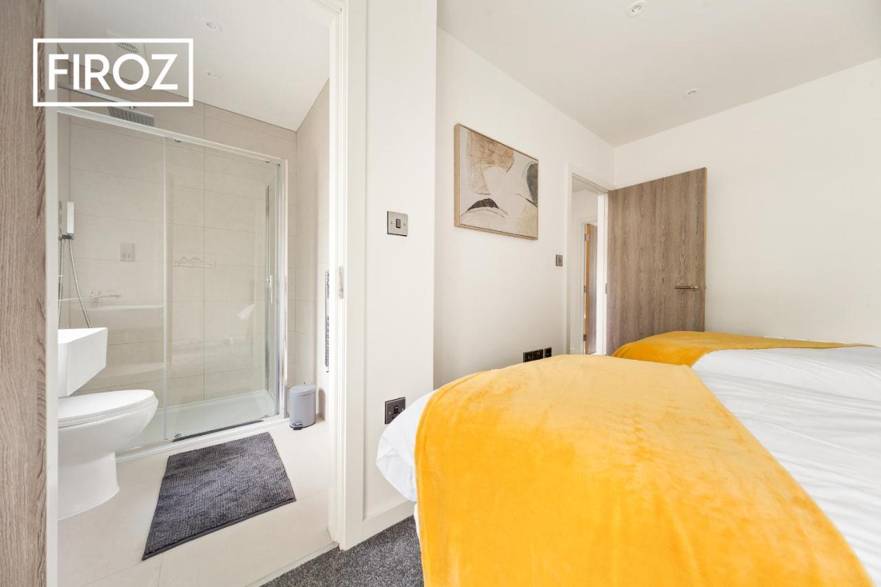 Spacious 4 Bedroom 3 Bath House For Families & Contractors With Free Parking, Fast Wi-Fi & Netflix By Firoz Property Management 리즈 외부 사진